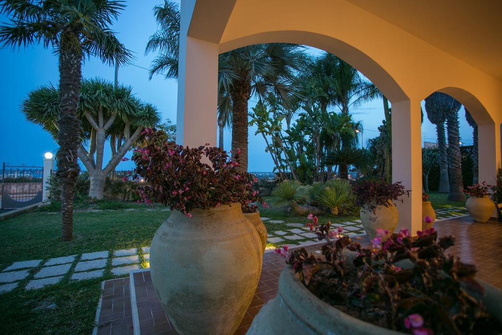 Temenos Villa By Ortigiaapartments シラクーサ エクステリア 写真